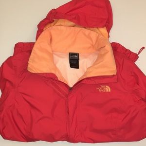 Women’s north face raincoat